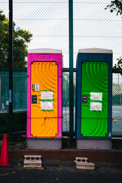Porta potty delivery and setup in Downers Grove, IL